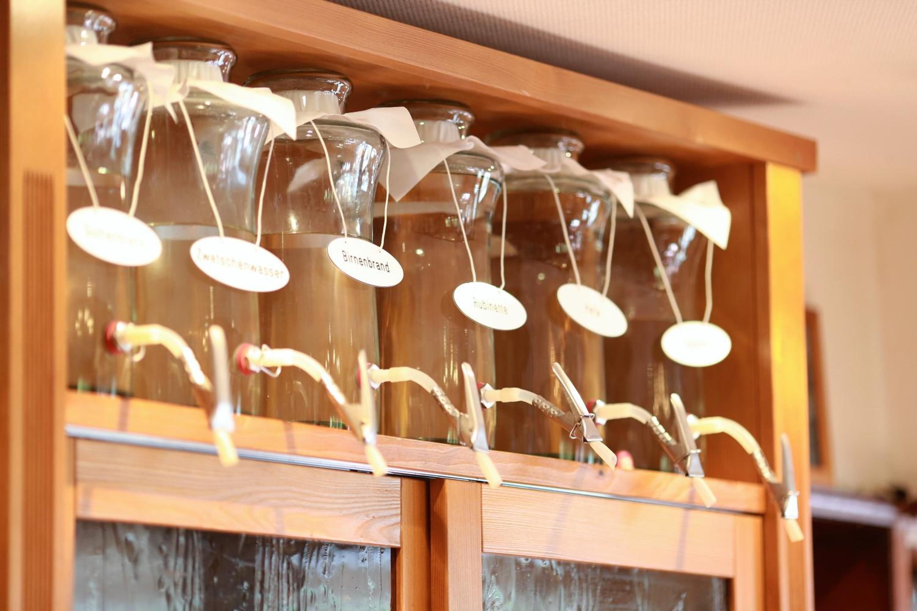 breakfast, lunch and dinner served