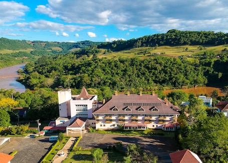 Aerial view. Thermas de Piratuba Park Hotel