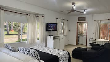 1 habitación, caja de seguridad en la habitación y wifi gratis
