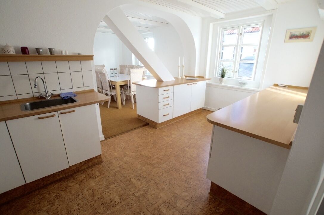 apartment, 2 bedrooms, patio (gæstgiverstien) | private kitchen | fridge, oven, cookware/dishes/utensils
