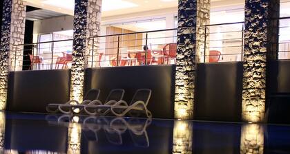 Niriides Luxury Villas