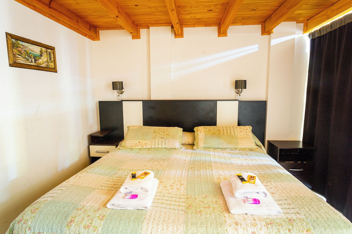 Loft familiare, vista giardino | 1 camera, culle/letti per bambini (a pagamento)