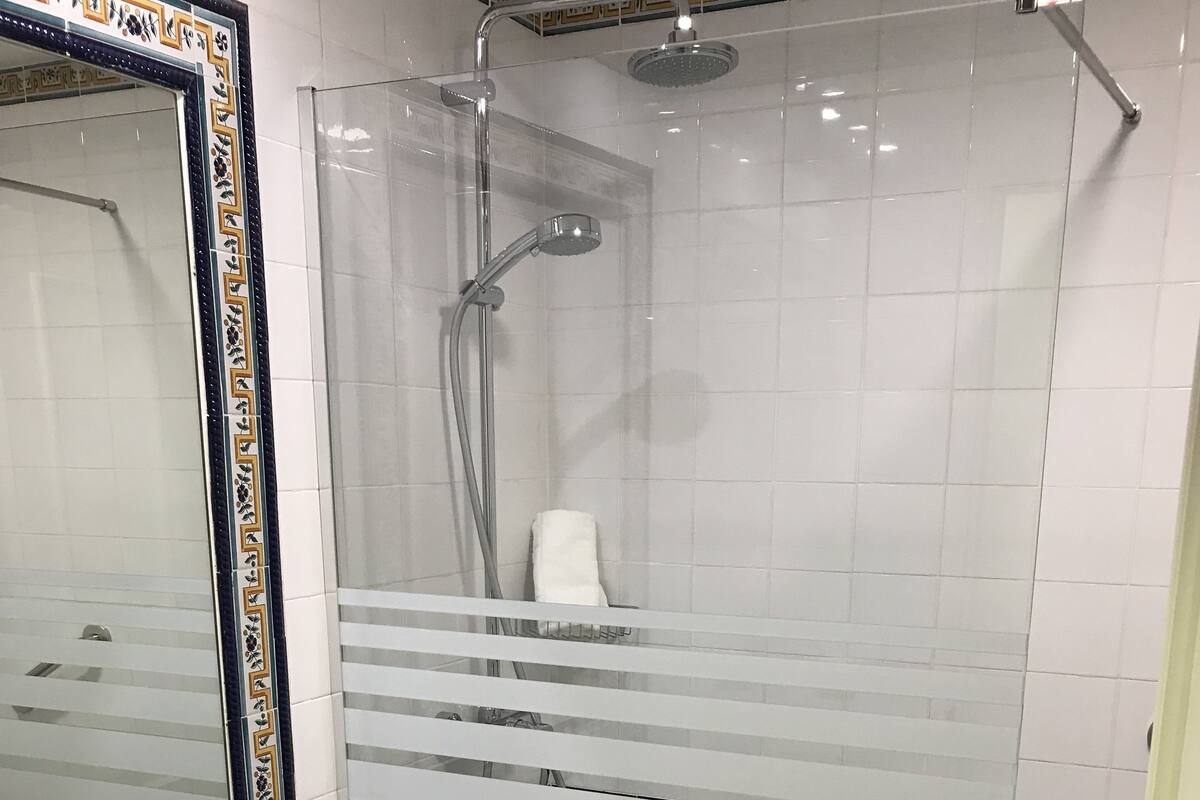 bathroom shower
