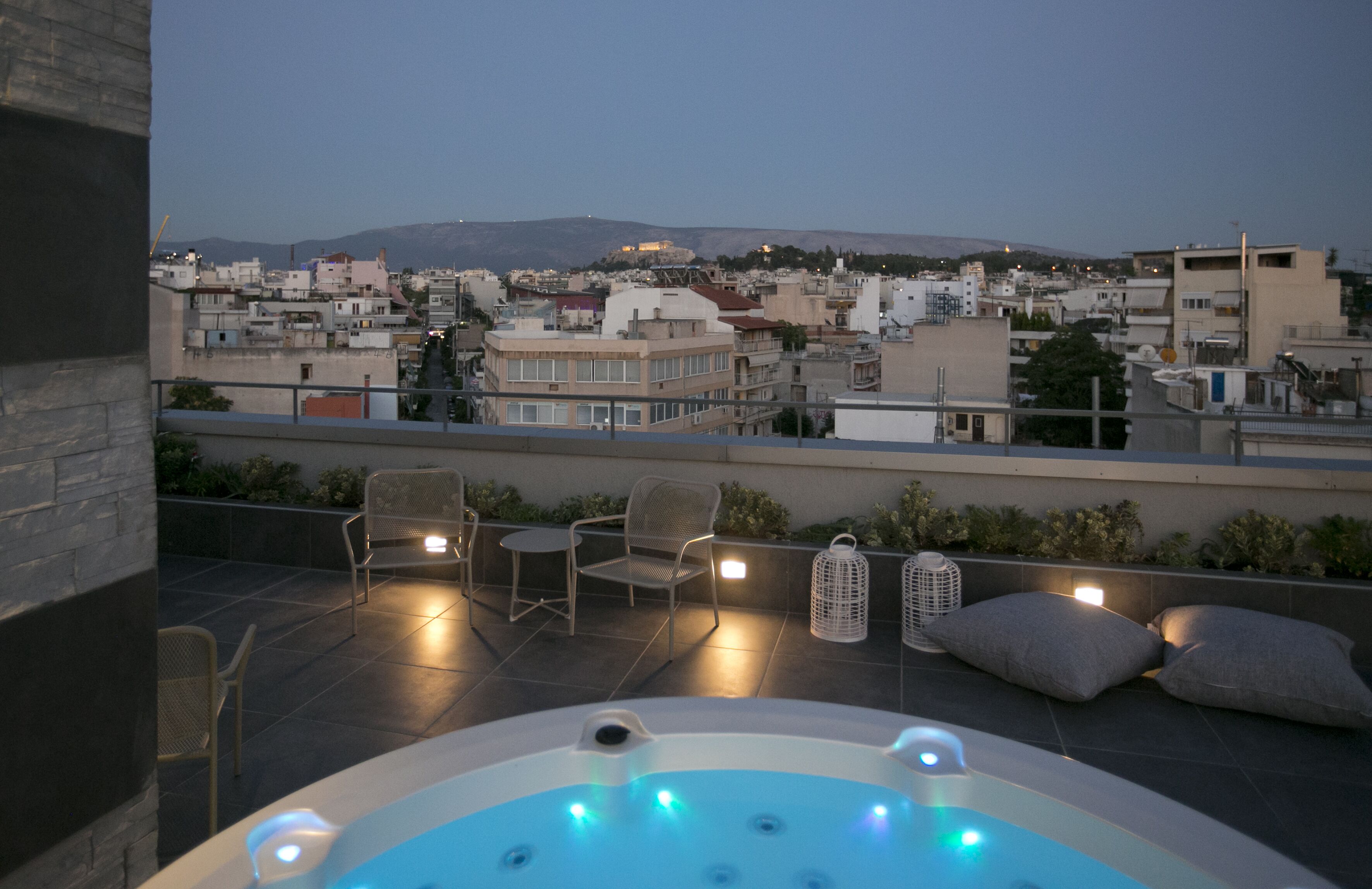 Photo - 47 Luxury Suites