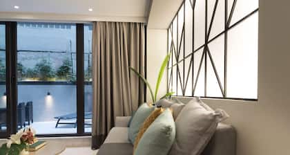 47 Luxury Suites