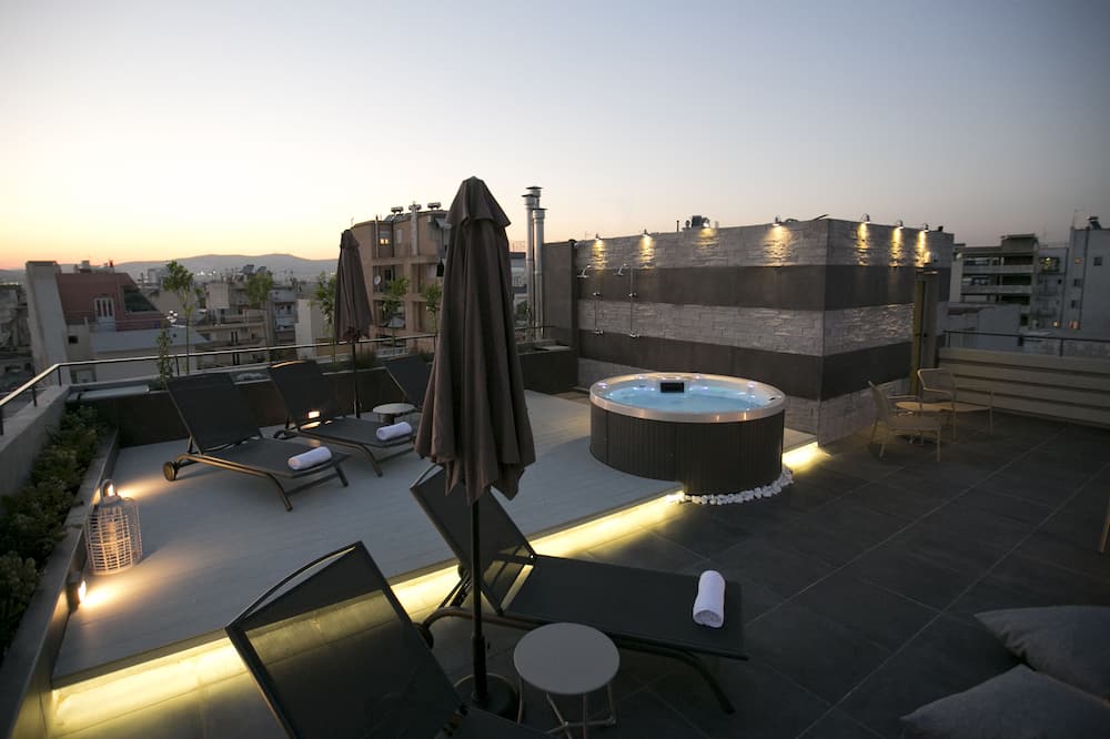 47 Luxury Suites