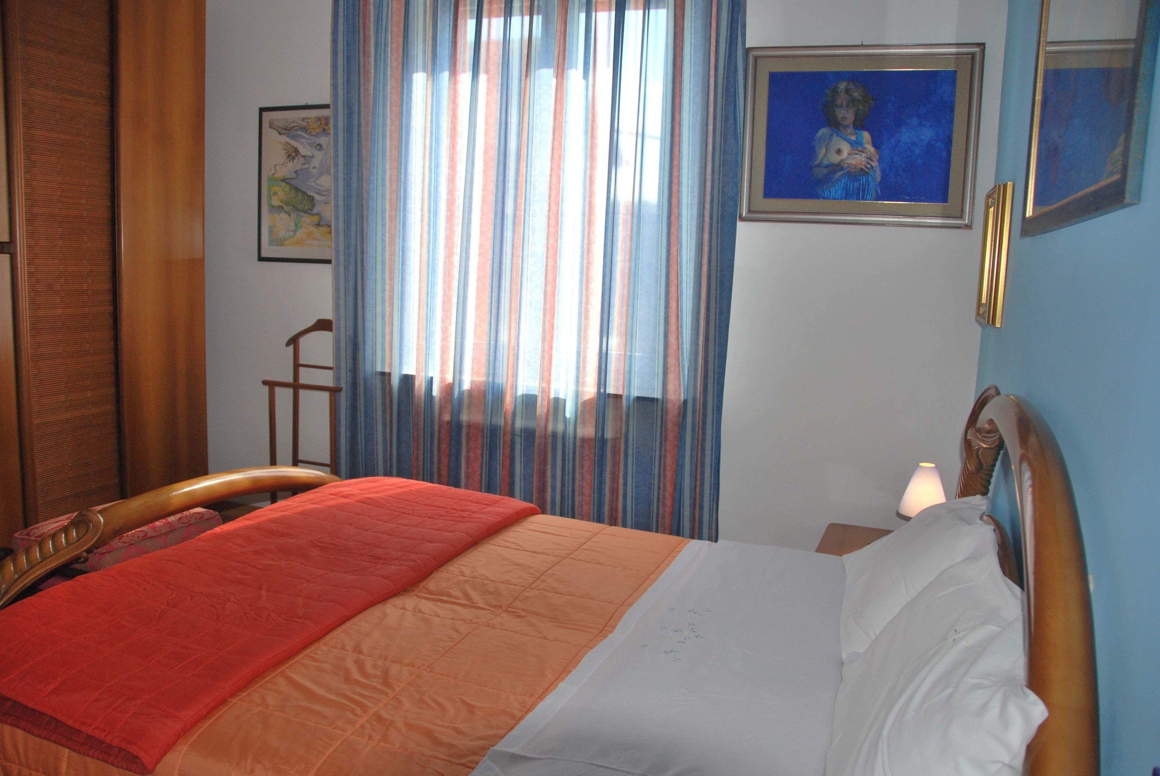 Premium bedding, desk, soundproofing, iron/ironing board