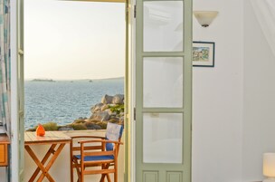 Estúdio, vista para o mar (Zefiros)