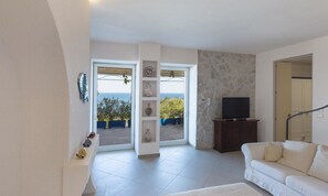 Villa, 4 Bedrooms | Living area | Flat-screen TV - 183 Villa Fanò by Perle di Puglia (Castro)