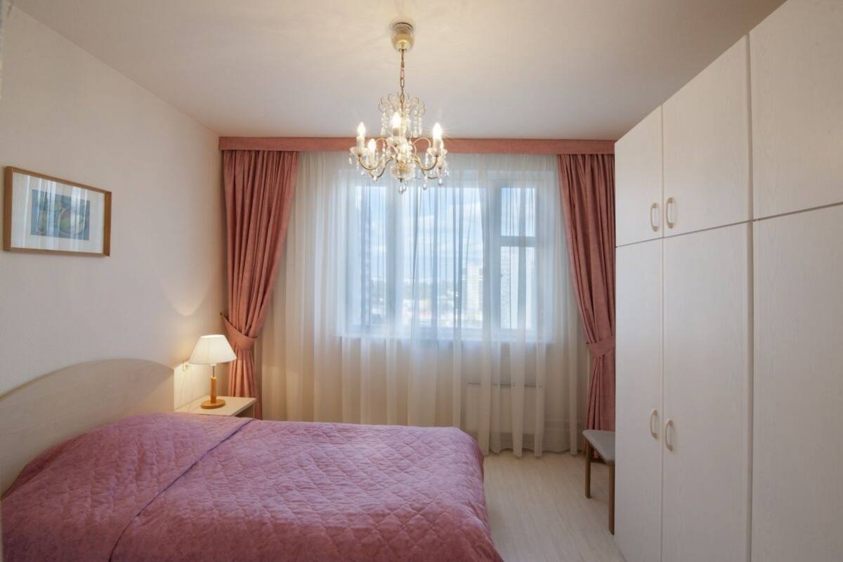 Luxury Apartment, Kitchen (3 rooms) | Iron/ironing board, free cribs/infant beds, free WiFi, bed sheets