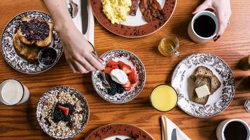 Free daily full breakfast