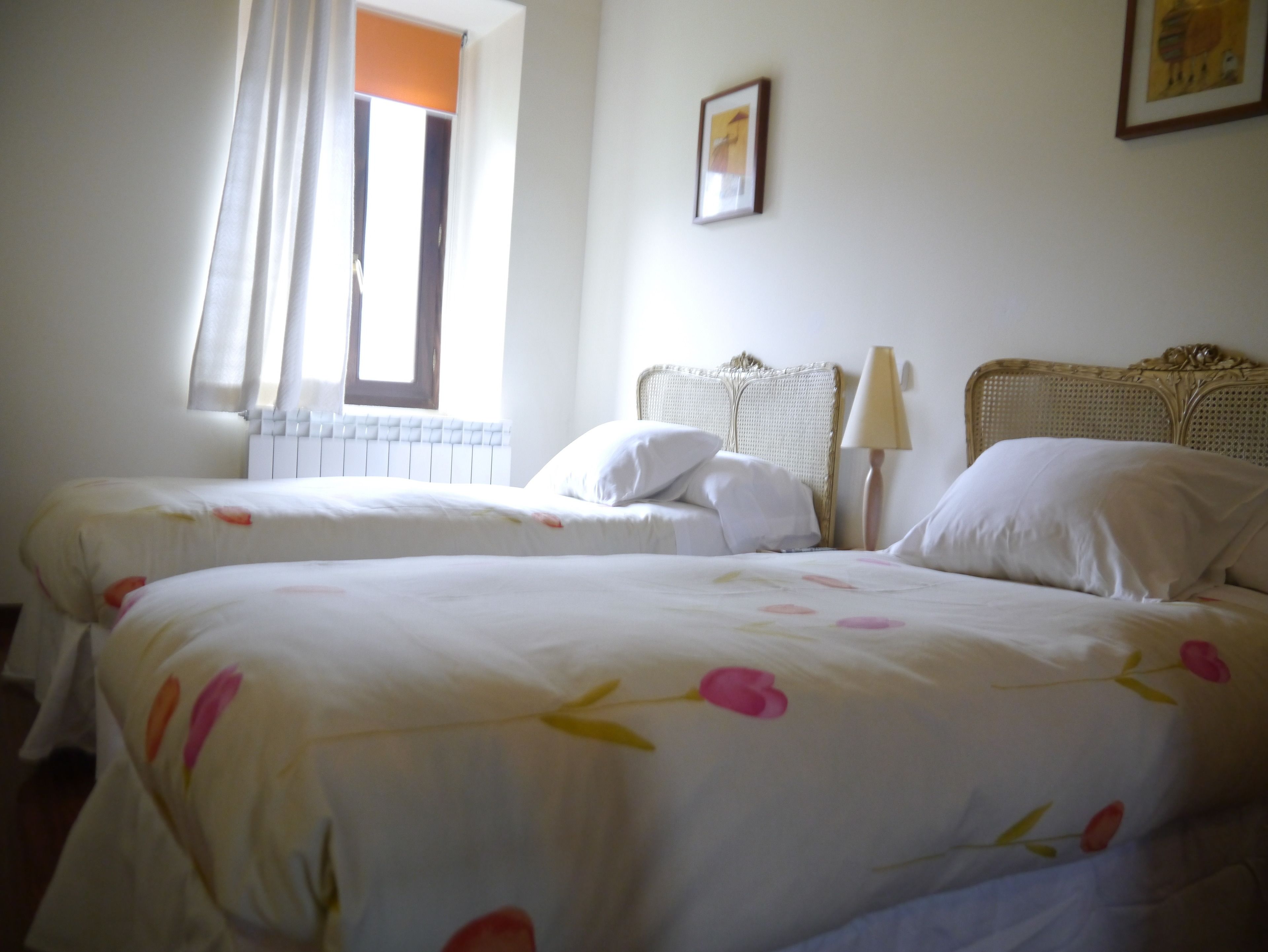 Familiekamer | Een kluis op de kamer, verduisterende gordijnen, babybedden, gratis wifi