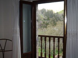 コンフォート ダブルルーム | バルコニー