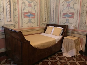 Suite | 2 bedrooms, premium bedding, desk, soundproofing - Residenza Galligari (Foligno)