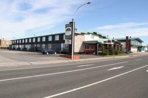 Exterior - Hotel Les Mouettes (Sept-Iles)