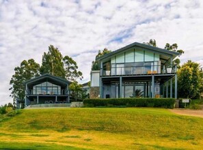 Front of property - Sirius Lodge (Knysna)