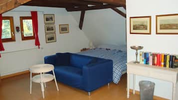 Family Room | Rollaway beds