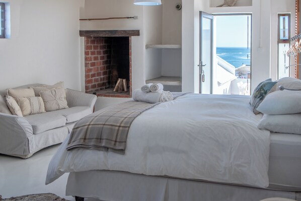 Sea Castle two - SaWestCoast & Beyond (Paternoster)