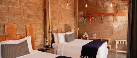 Chambre Double Standard | Literie de qualité supérieure, décoration personnalisée