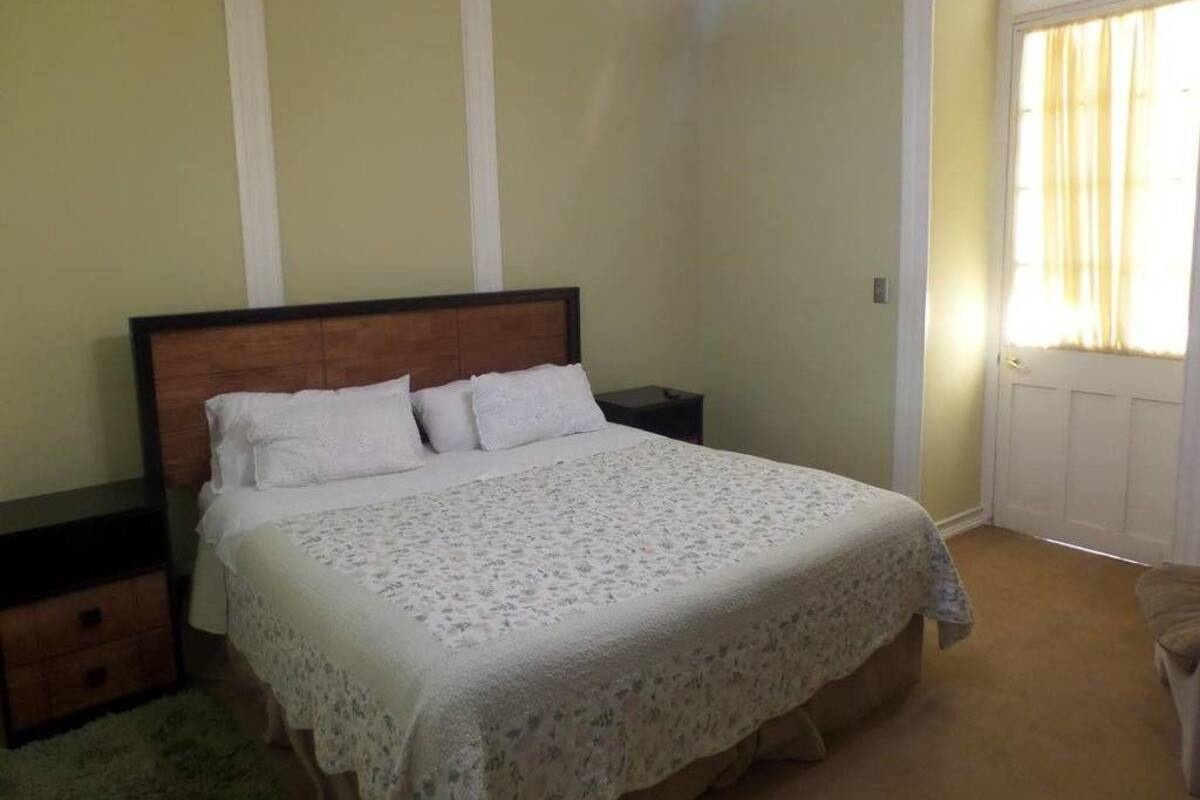 Free cots/infant beds, rollaway beds, free WiFi