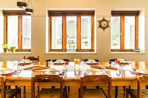 Free cooked-to-order breakfast