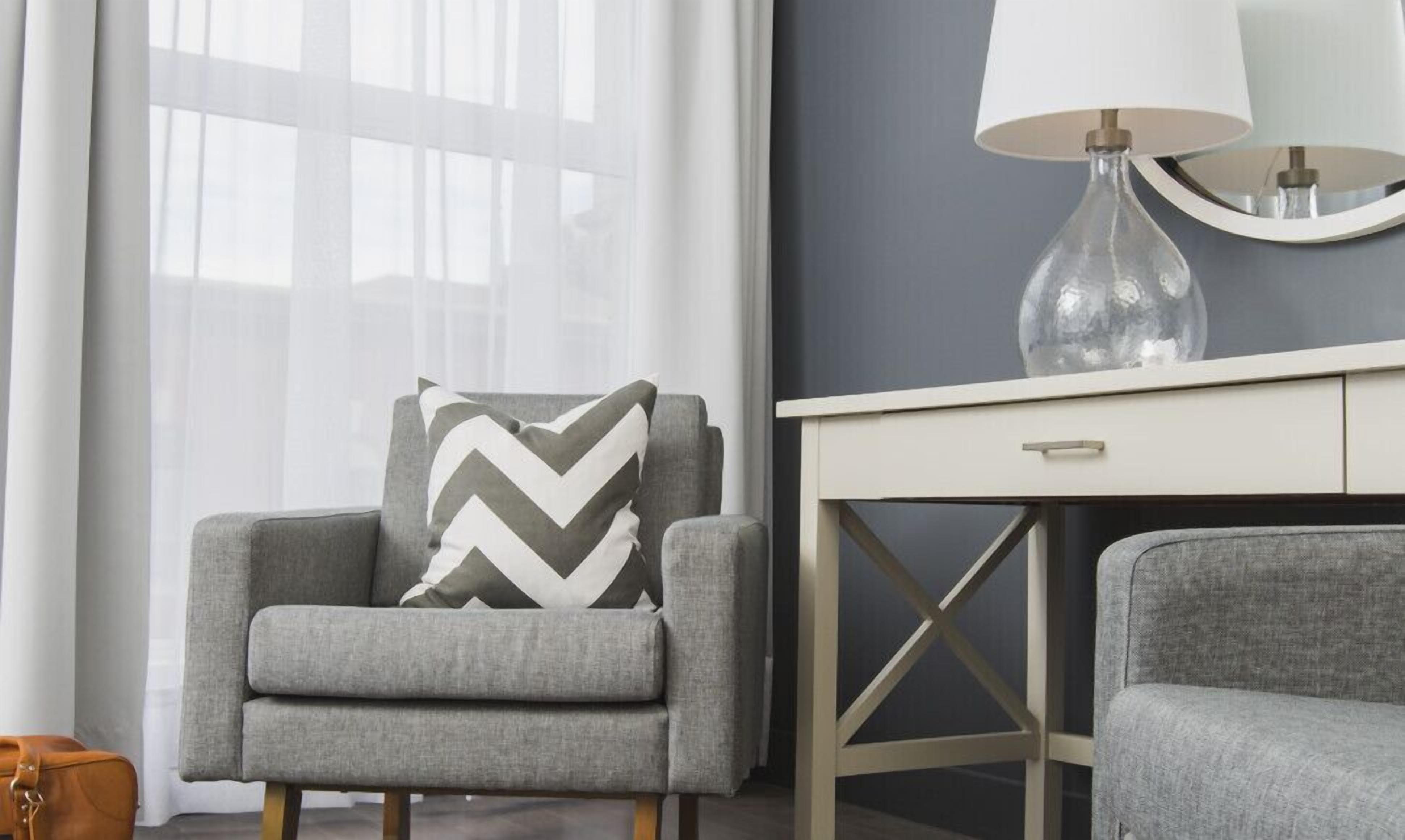 superior room, 1 king bed | 1 bedroom, hypo-allergenic bedding, in-room safe, soundproofing