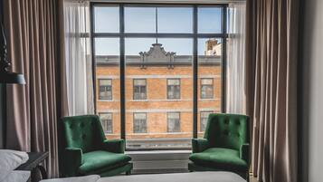 經典客房, 1 張加大雙人床 | 防敏寢具、房內夾萬、隔音、熨斗/熨衫板