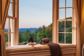 Lexington Cottage | Terrace/patio - Inn at Brierley Hill (Lexington)