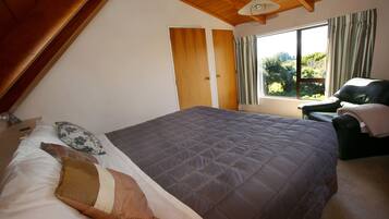 Luxury Cottage, 2 Bedrooms, Garden Area | View from room