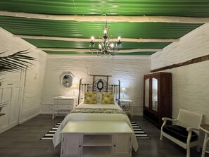 Dove Room
