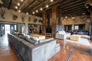 Reception - Humdani Game Lodge (Beestekraal)