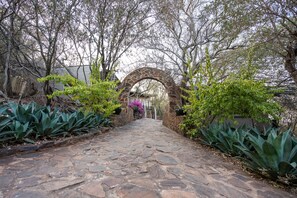 View from room - Humdani Game Lodge (Beestekraal)