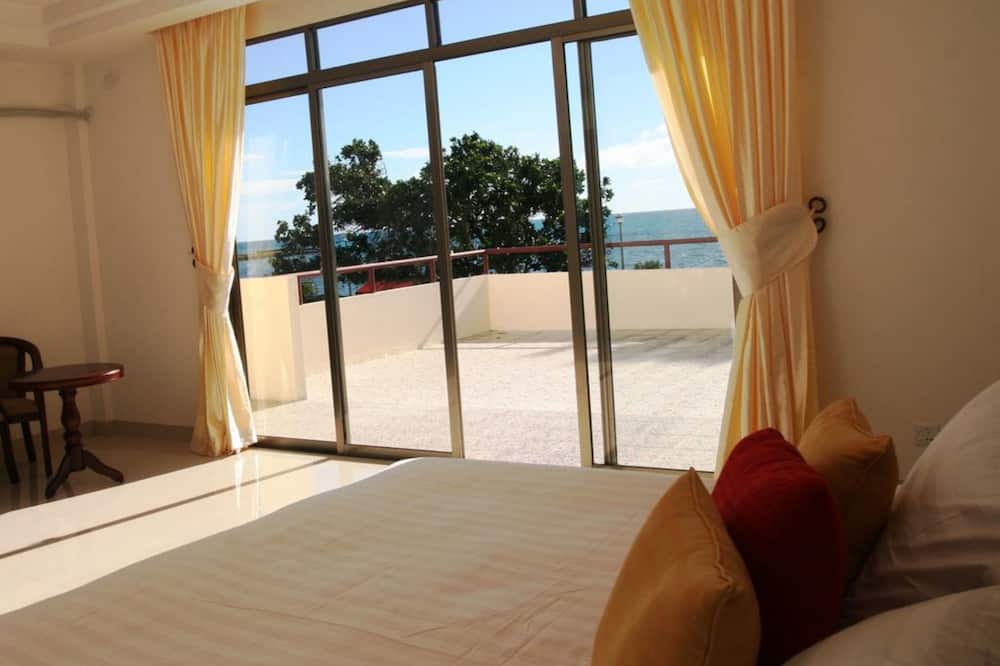 Emerald Hotel