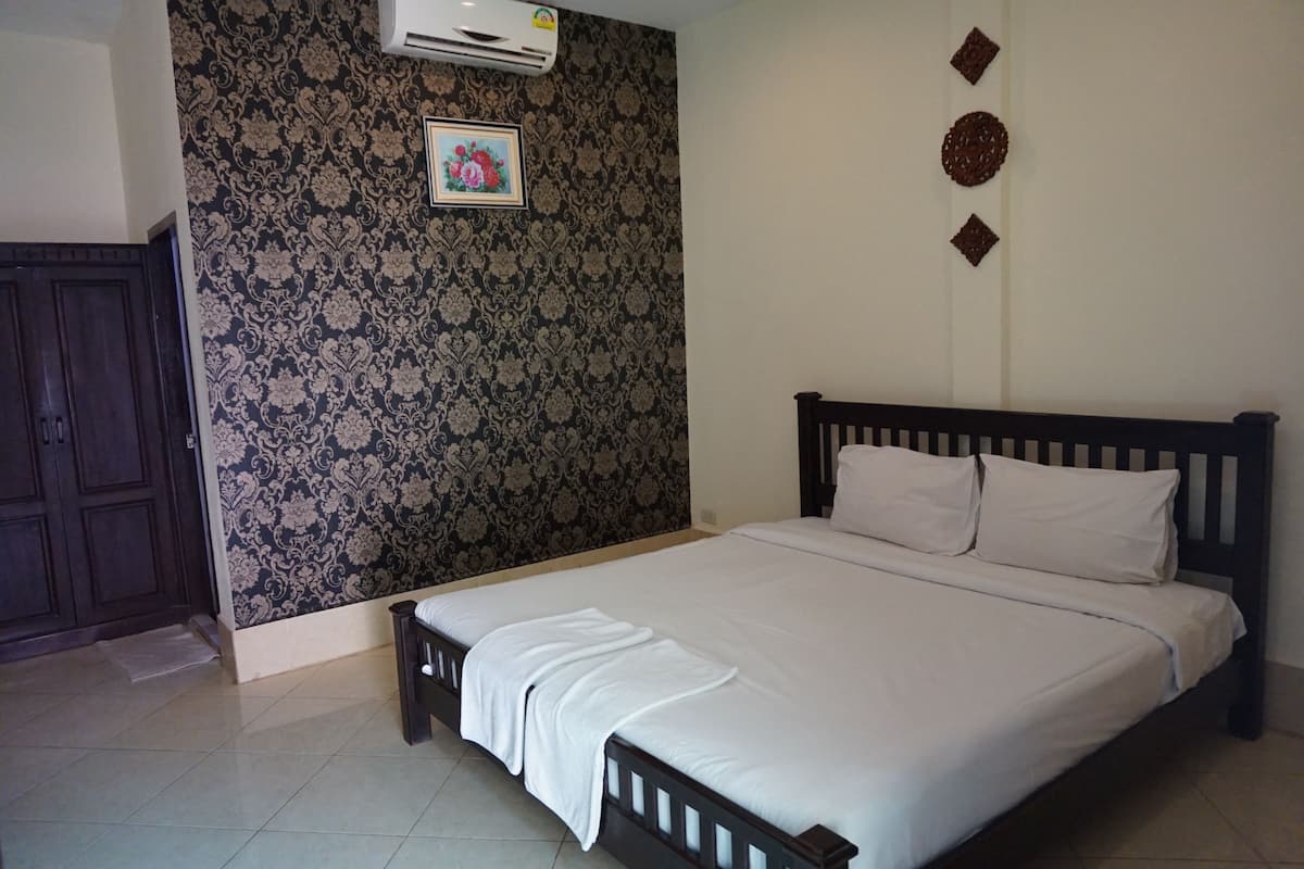 Chambre Double Standard | Bureau, lits pliants/supplémentaires, Wi-Fi gratuit