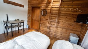 Casa de campo, no fumadores, cocina básica | Decoración individual, mobiliario individual, ropa de cama