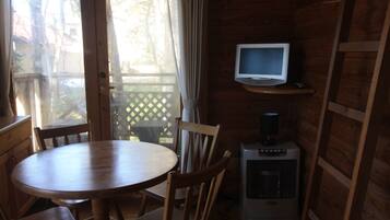 Cottage, Non Smoking, Kitchenette | Room amenity