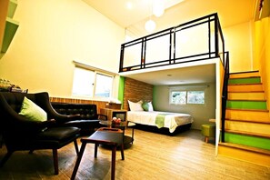 Chambre quadruple, vue sur la mer (Loft) | Système d’insonorisation, lit de bébé (supplément)