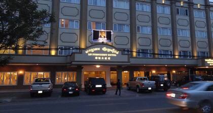 Le President Hotel