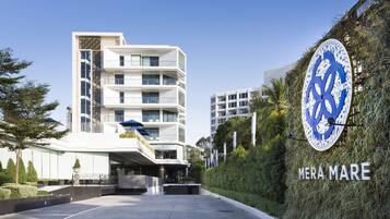 Façade de lâhĂ©bergement - soirĂ©e/nuit