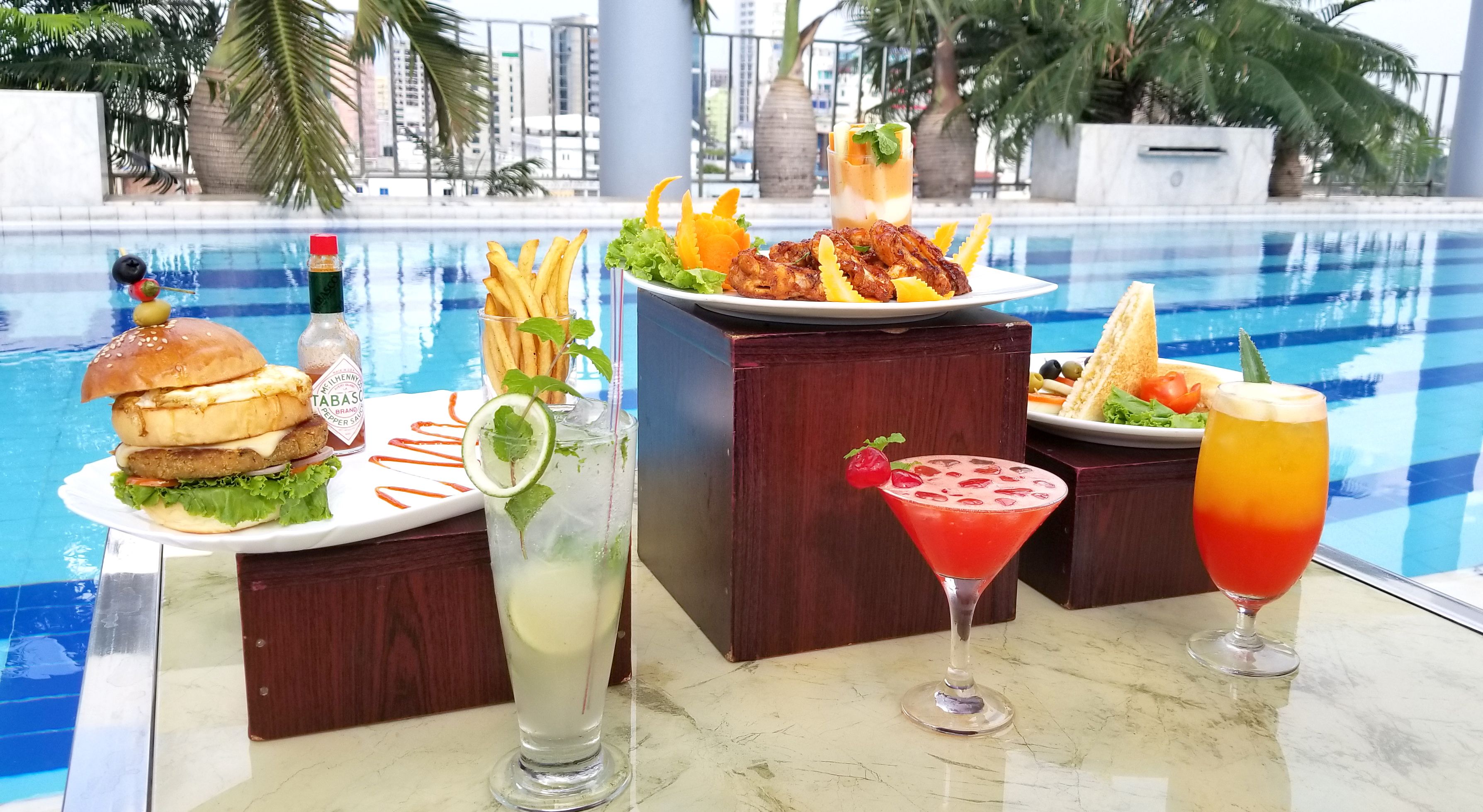 Photo - FARS Hotel & Resorts - BAR-Buffet-Pool-SPA