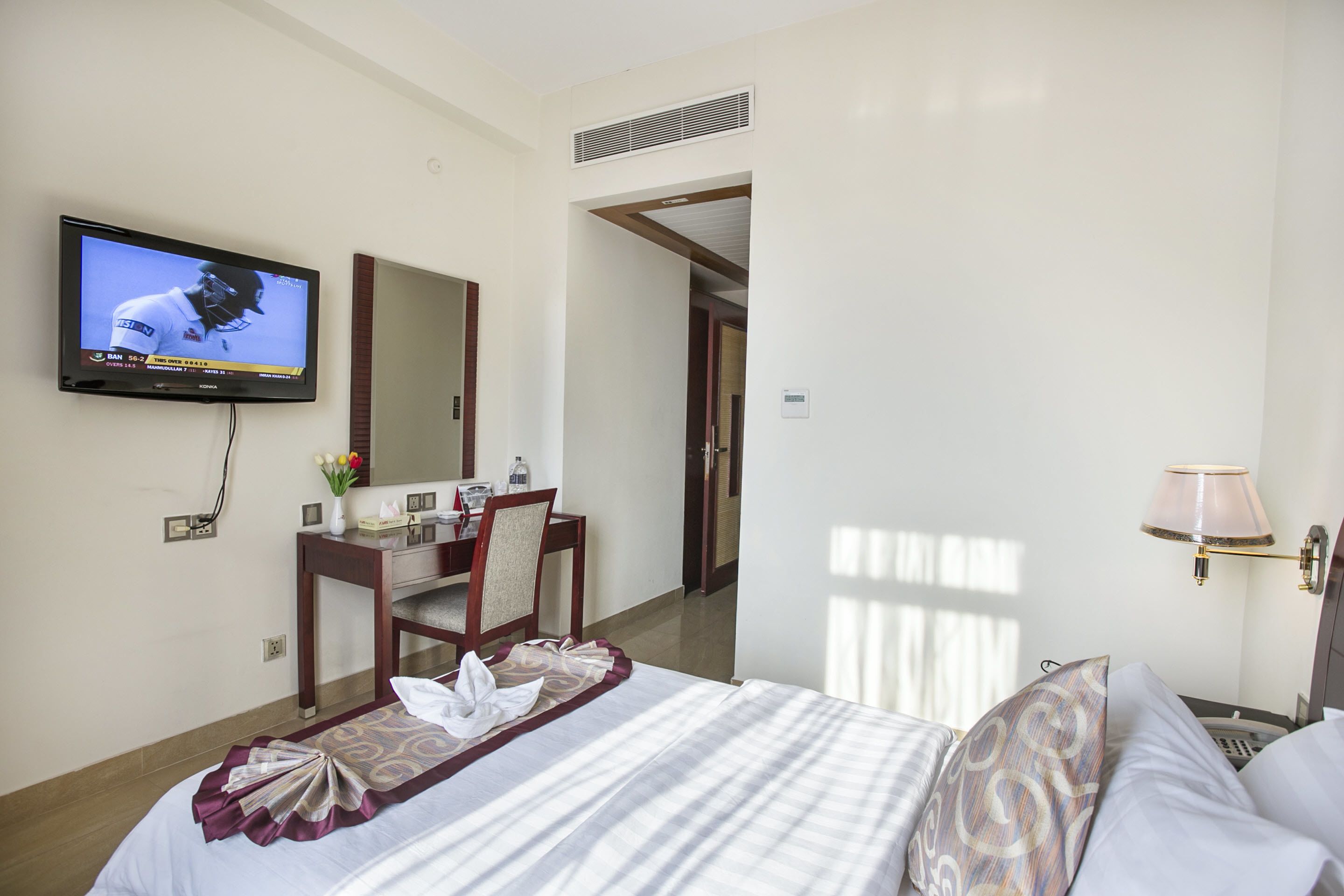 Photo - FARS Hotel & Resorts - BAR-Buffet-Pool-SPA