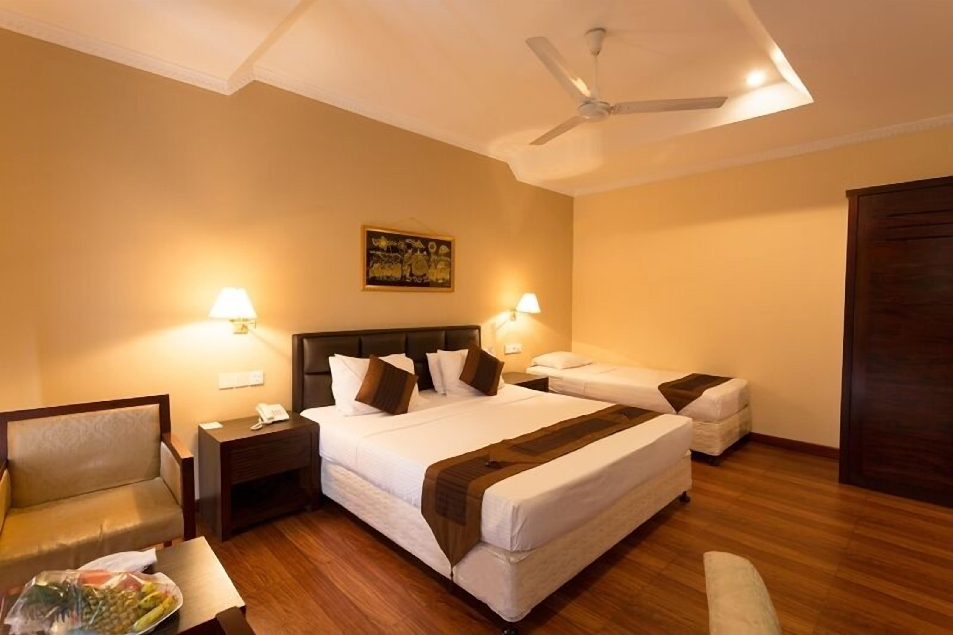 Superior Room | Minibar, in-room safe, desk, rollaway beds (surcharge)