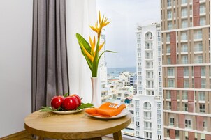 Deluxe Apartment, City View | Room amenity
