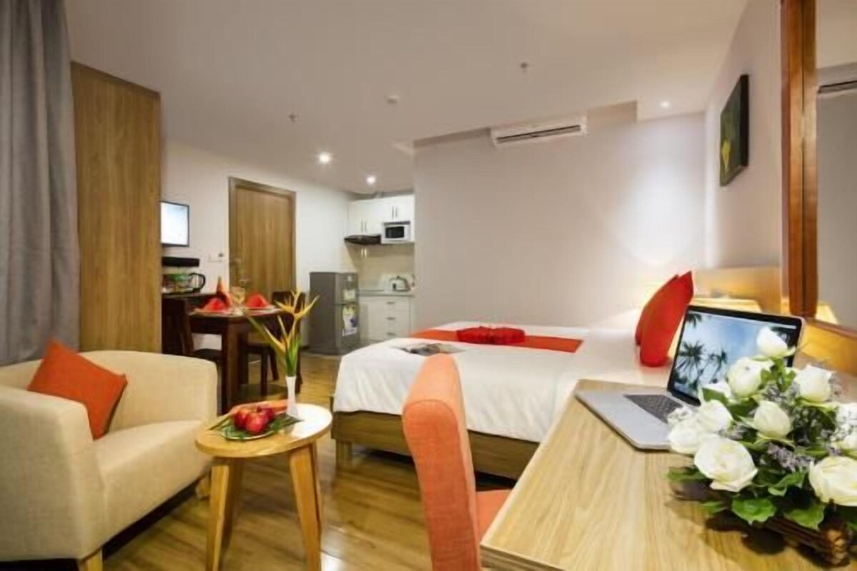 Minibar, két bảo mật tại phòng, bàn, màn/rèm cản sáng 