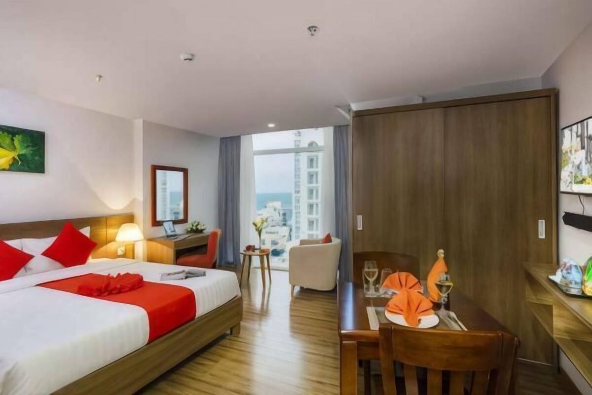 Minibar, in-room safe, desk, blackout curtains