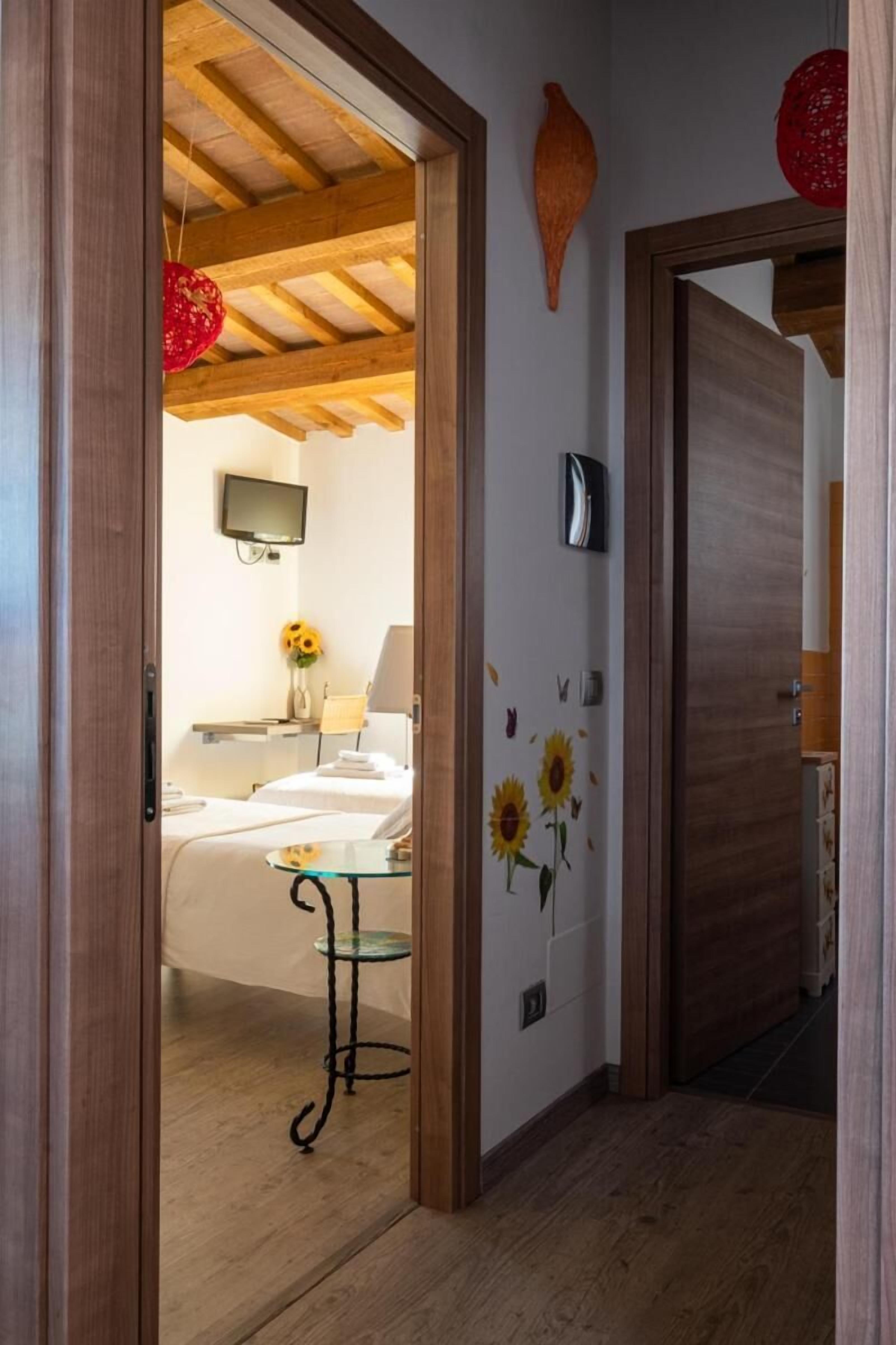 Insonorización, wifi gratis y acceso para silla de ruedas 