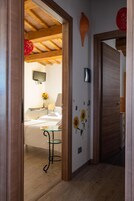 Sistema de insonorización, wifi gratis, accesible en silla de ruedas