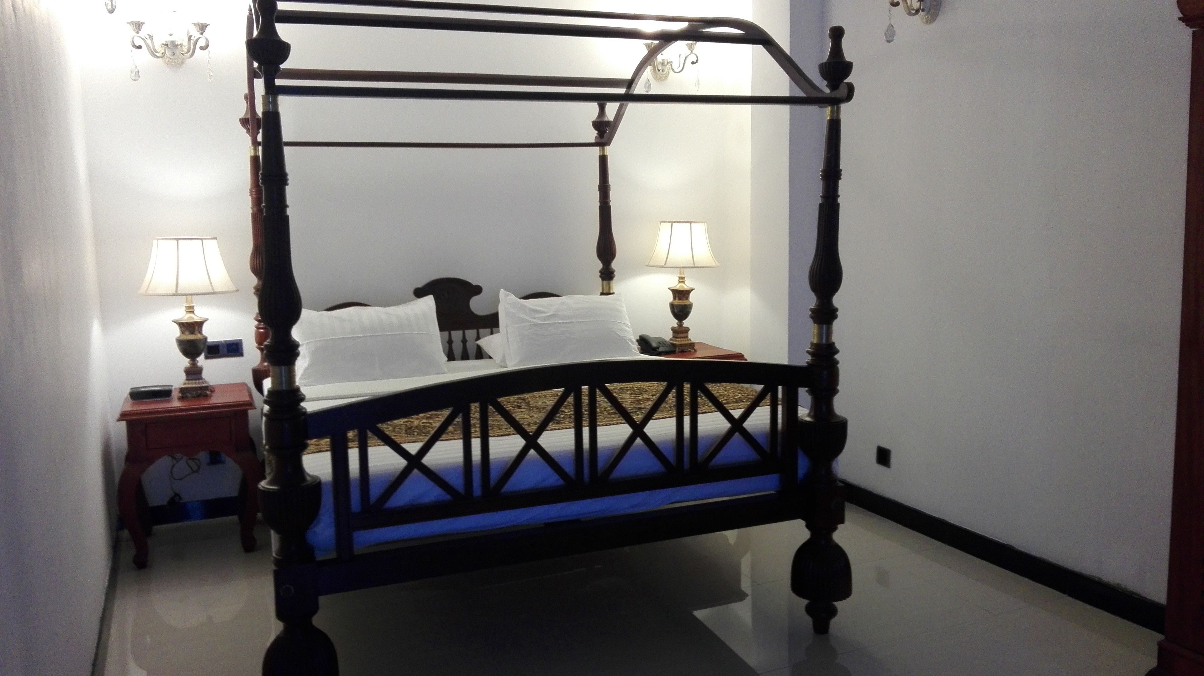 deluxe double room, city view | minibar, desk, rollaway beds, free wifi