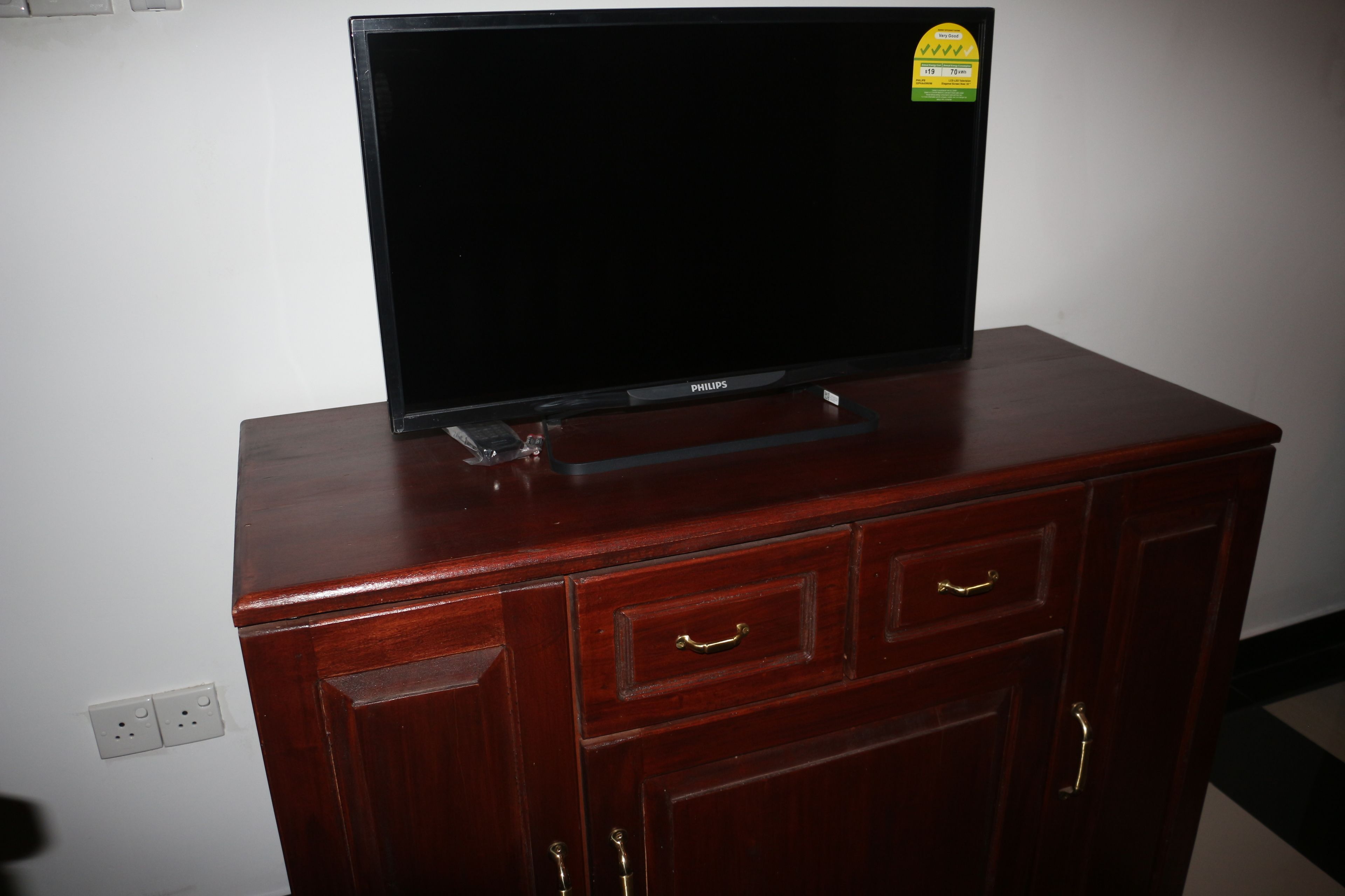 suite | room amenity