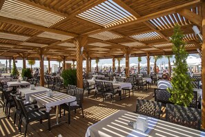 5 restaurants, spécialités Cuisine internationale